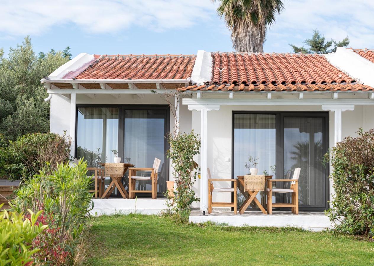 Bungalows Iphigenia Pefkochori Eksteriør billede